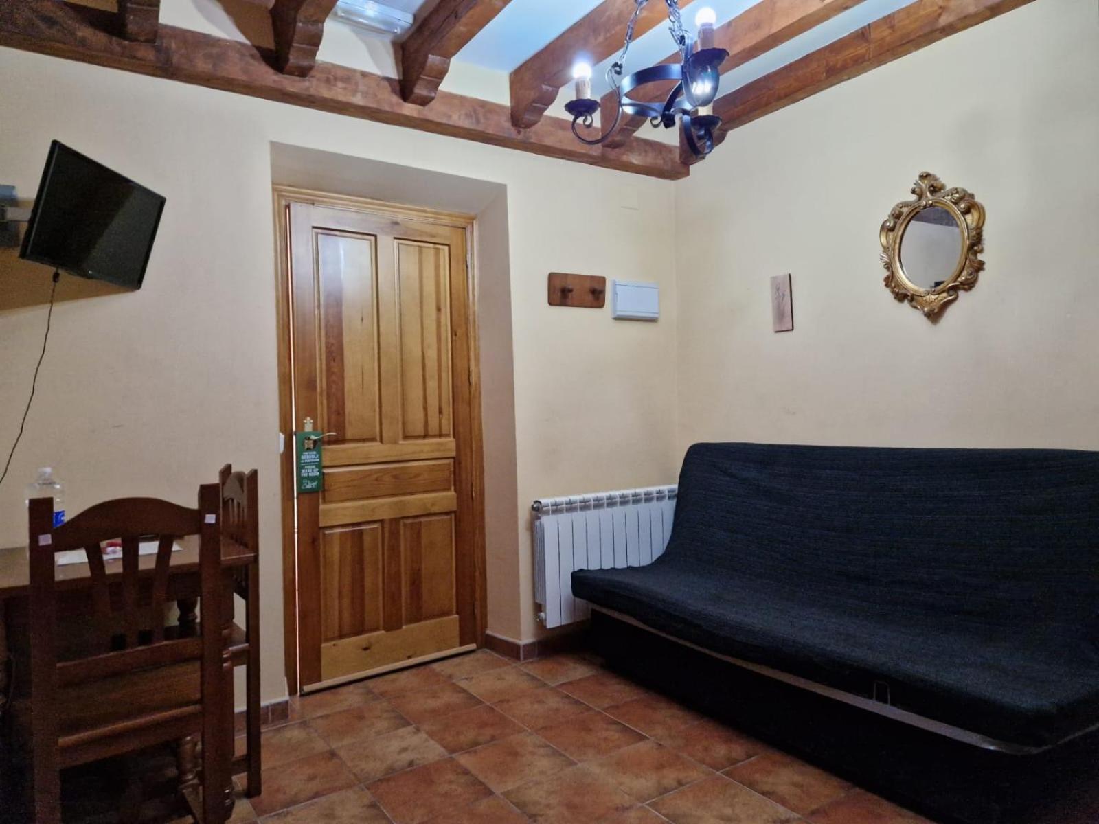 Hostal La Plata Oropesa Ngoại thất bức ảnh